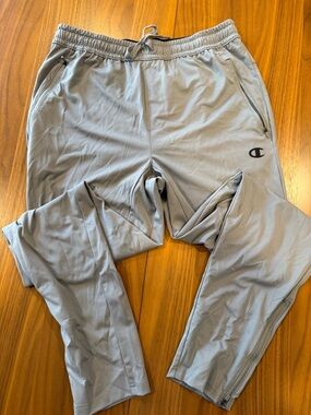 Champion Tapered Lightweight Track Pant